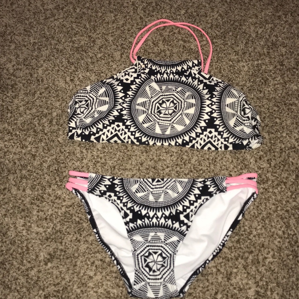 Bathing suit